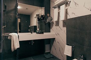 ARCHAZOR Mountain Resort