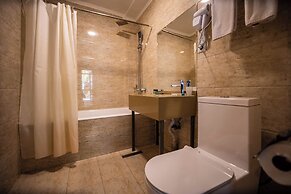 ARCHAZOR Mountain Resort