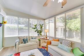 Bright Navarre Vacation Rental, 2 Mi to Beach!