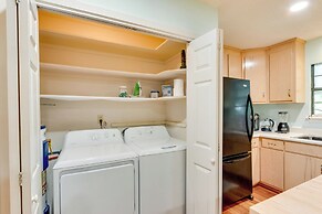 Bright Navarre Vacation Rental, 2 Mi to Beach!