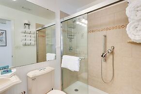 Bright Navarre Vacation Rental, 2 Mi to Beach!