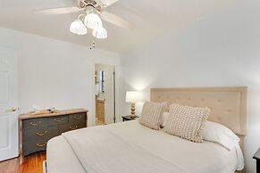 Bright Navarre Vacation Rental, 2 Mi to Beach!
