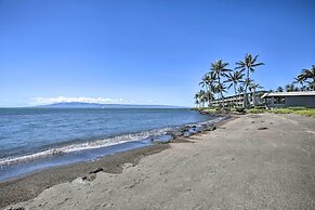 Hawaii Haven: Condo w/ Community Pool, Ocean Views