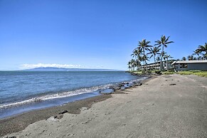 Hawaii Haven: Condo w/ Community Pool, Ocean Views