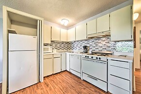 Hawaii Haven: Condo w/ Community Pool, Ocean Views