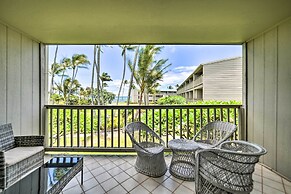 Hawaii Haven: Condo w/ Community Pool, Ocean Views