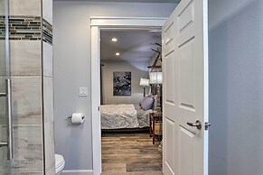 Rustic Anchorage Hideaway: Walk to Coastal Trail!