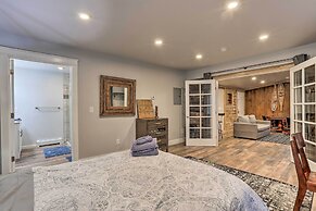 Rustic Anchorage Hideaway: Walk to Coastal Trail!