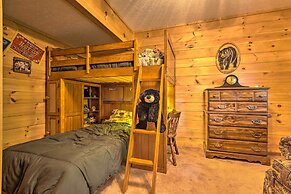 Mountain-view Maggie Valley Home w/ 2 Decks!