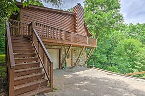 Mountain-view Maggie Valley Home w/ 2 Decks!