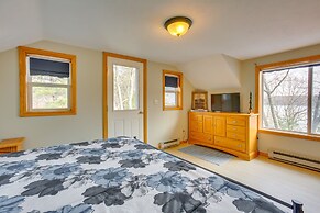 'sleeping Bear' Lake Cabin: Hot Tub, Dock & Sauna!