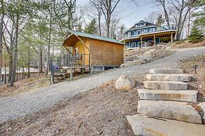 Lake Cabin in Honor w/ Hot Tub, Dock & Sauna!