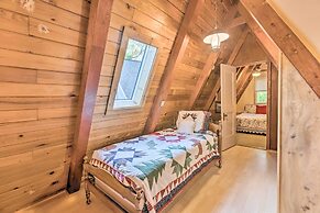 Lake Cabin in Honor w/ Hot Tub, Dock & Sauna!