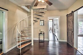 Pet-friendly Austin Home w/ Deck, Yard, & Views!