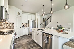 5 Mi to Beach: Bright Bishops Landing Home!