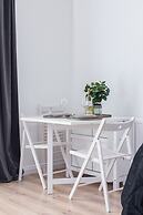 Elegant Studio in Krakow by Renters