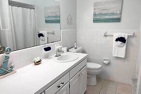 Bright + Airy Canalfront Getaway w/ Heated Pool!