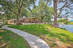 Cedar Creek Reservoir Home w/ Deck & Dock