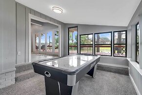 Cedar Creek Reservoir Home w/ Deck & Dock