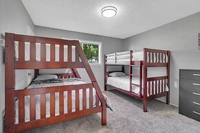 Cedar Creek Reservoir Home w/ Deck & Dock