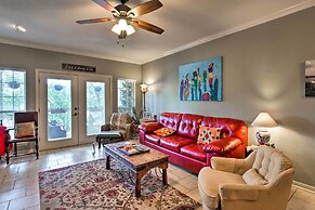 Lakefront Lago Vista Condo w/ Resort Amenities!