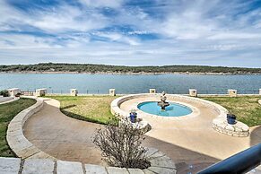 Lakefront Lago Vista Condo w/ Resort Amenities!