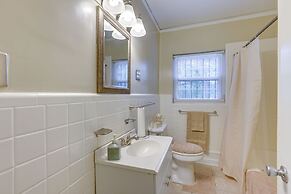 Cozy Tuskegee Home - 20 Mi to Auburn University!