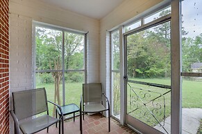 Cozy Tuskegee Home - 20 Mi to Auburn University!