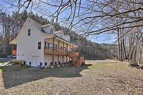 Charming Murphy House With Deck & River Views!