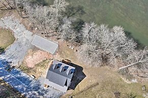 Charming Murphy House With Deck & River Views!