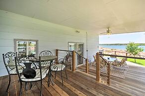 Waterfront Kingsland Home w/ Boat Dock & Slip
