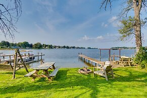 Wolcott/port Bay Lakehouse: Your Haven on the Bay!