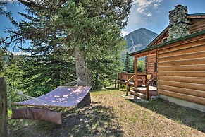 'honey's' Cabin in Mcleod: Fish, Hike & Views!