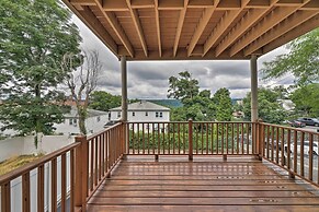 Yonkers Apt w/ Balcony: Walk to Train Station!