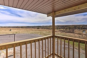 Secluded Belle Fourche Cabin: Group Friendly!