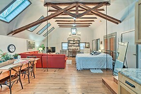 Pet-friendly Loft Vacation Rental w/ Fire Pit!