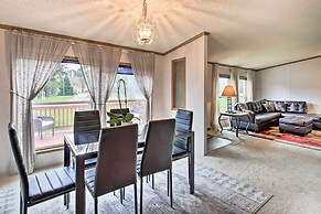 Quaint Pequot Home < 1 Mi From Lake Access!