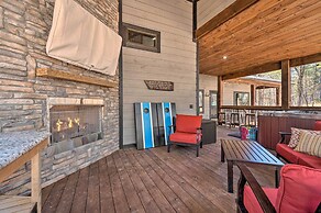 Luxury Cabin Getaway ~1 Mi To Broken Bow Lake!