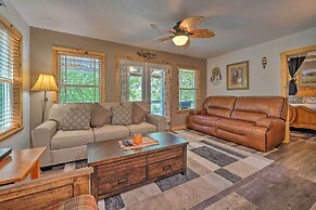 Waterfront Cottage in Fort Towson w/ 2 Decks!
