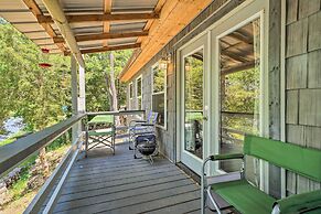 Waterfront Cottage in Fort Towson w/ 2 Decks!