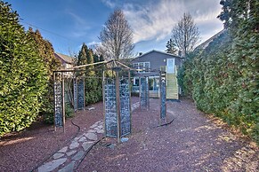 Central Hummelstown Apt: 4 Miles to Hershey Park!