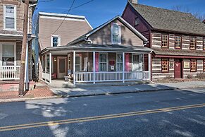 Central Hummelstown Apt: 4 Miles to Hershey Park!