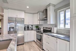 Walk to Beach: Condo w/ Deck in Indian Shores