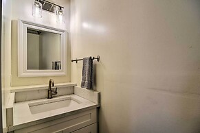 Walk to Beach: Condo w/ Deck in Indian Shores