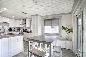 Walk to Beach: Condo w/ Deck in Indian Shores