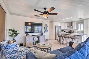 Walk to Beach: Condo w/ Deck in Indian Shores