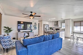 Walk to Beach: Condo w/ Deck in Indian Shores