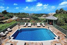 'sweet Dream' Villa w/ Private Pool in Sugar Hill!