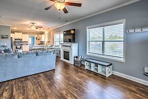 Ocean Isle Beach Escape - Centrally Located!