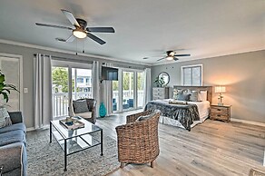 Surfside Beach Couples Retreat w/ Balcony!